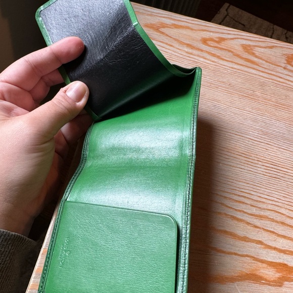 Louis Vuitton Epi Green Wallet - Picture 7 of 14